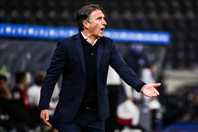 斯诺克世锦赛：赵心童首轮获胜晋级16强